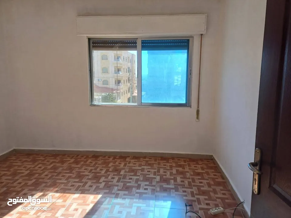 شقة سكنية للبيع بشفا بدران، ام زويتينة، ،من المالك خلف اورانج للاتصالات،عمارة هادئة عائلات،منطقة فلل