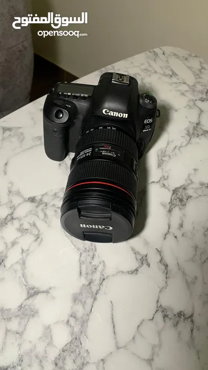 كانون 5d iv بحالة ممتازة