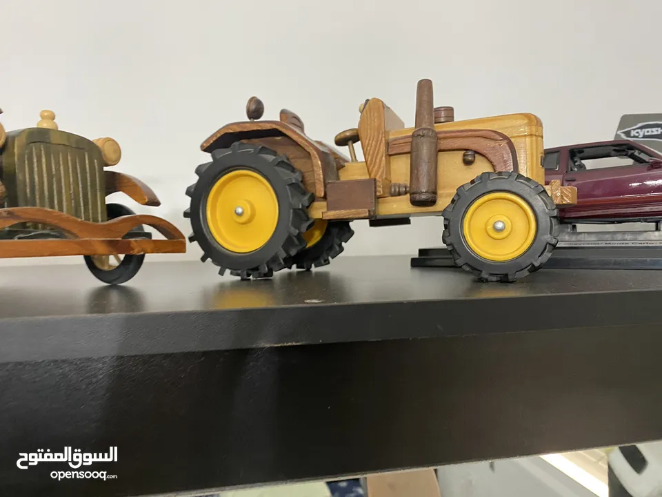 سيارات خشب انتيك قديمة