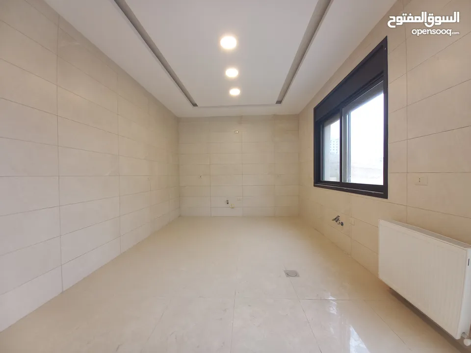 شقة غير مفروشة للإيجار في دير غبار  ( Property 35622 )-174968760