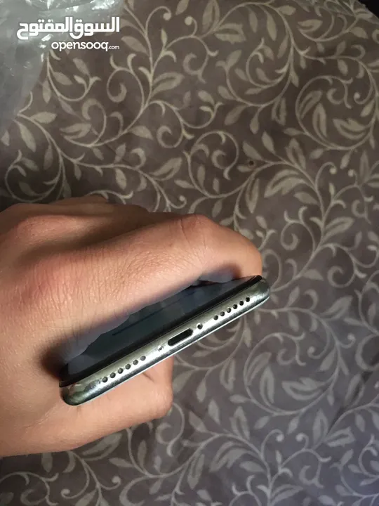 ايفون 256GB x للبيع مساحة