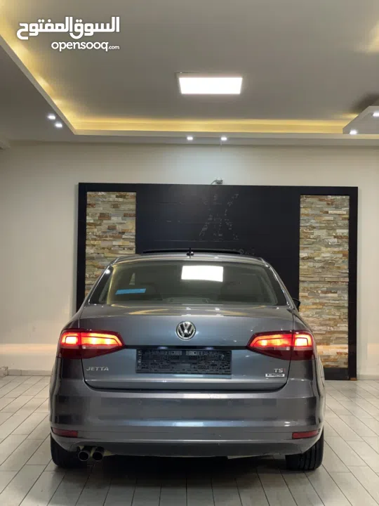 فولكسفاجن جيتا 2016 بنزين اوتمات للبيع بحالة الشركة