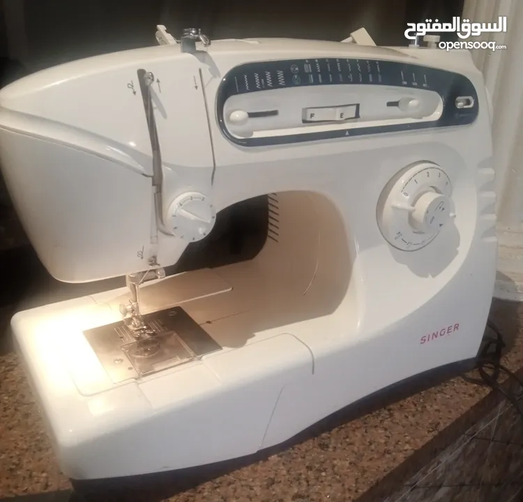 ماكينة خياطة سنجر برازيلية بحالة الوكالة