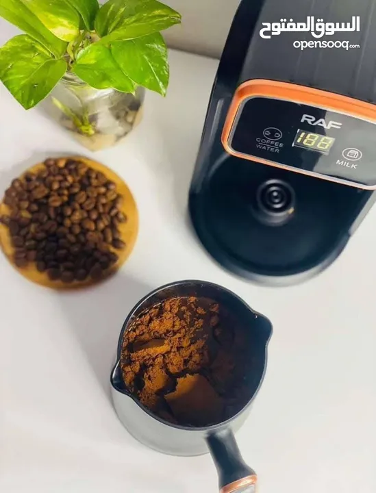 ماكينة قهوة وحليب وعمل رغو بشاشه عرض شاشة الكترونية ماكينة Raf العالميةماكينة القهوة التركية.