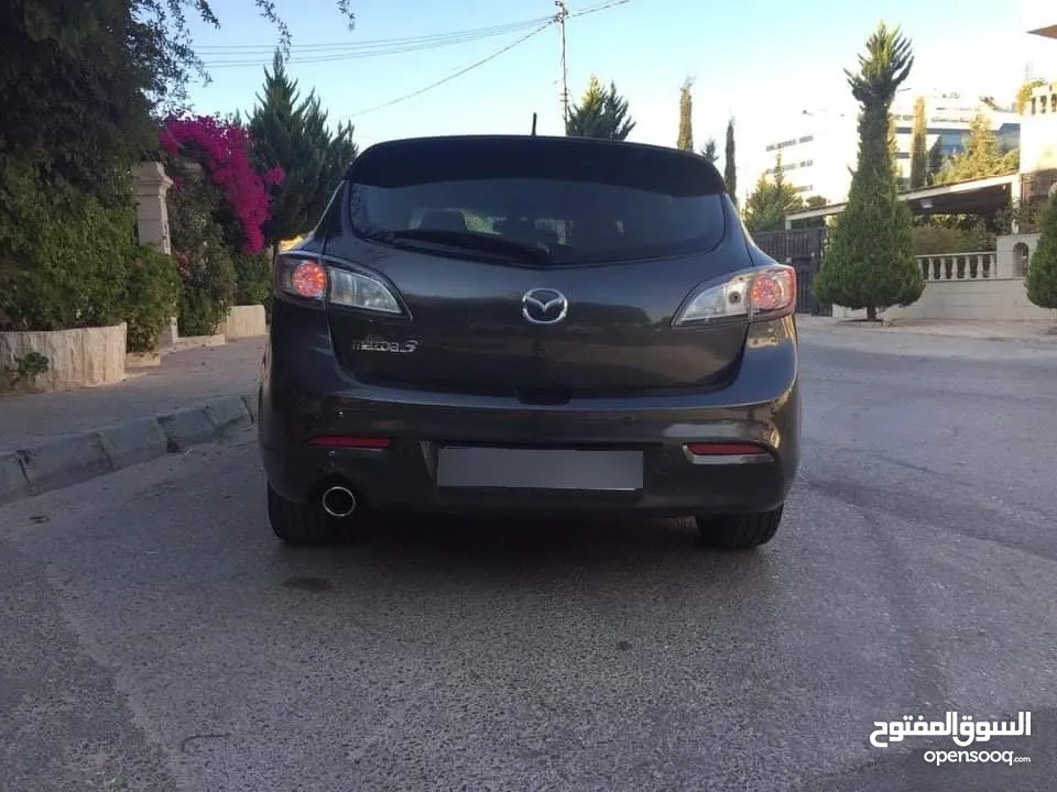 مازدا زوم 3 2014 هاتشباك فحص كامل فل كامل توب نظافة دهان جديد سعر 8600 قابل للتفاوض