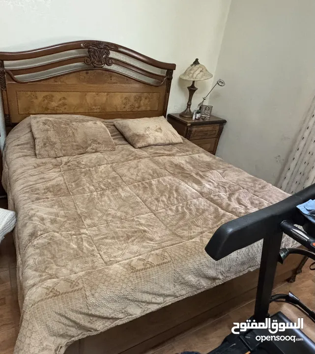 بيع غرفة نوم مستعملة