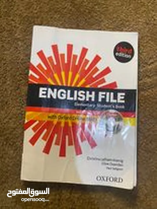 3 كتب Oxford انجليزي اتنين عاديات و واحد homework  قابل للنقاش