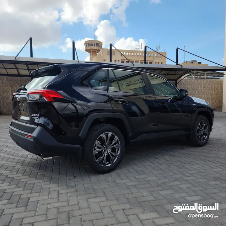 2024 TOYOTA RAV4 XLE PREMIUM- صنع ياباني
