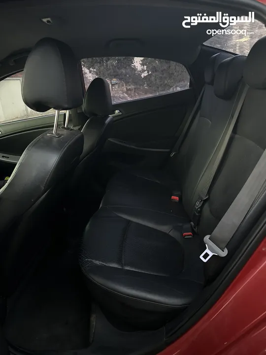 هيونداي اكسنت 2017 / سعر مميز وحررررق / فحص نخب/ لون مميز / فل اضافات بدون فتحة / ترخيص وتامين ساري