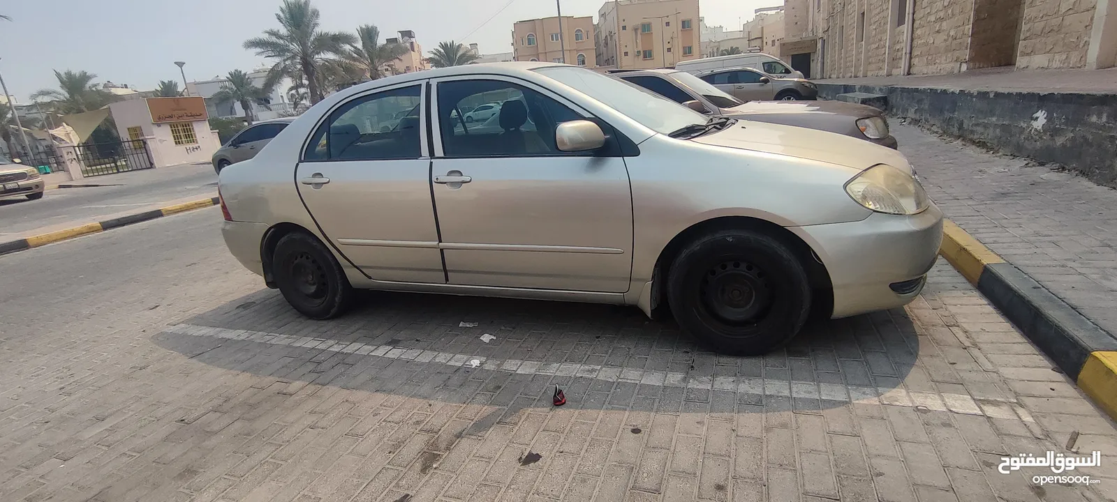 Toyota Corolla 2001 اوتوماتيك قير شاصي ممتاز مسجله مبيمه لشهر 3