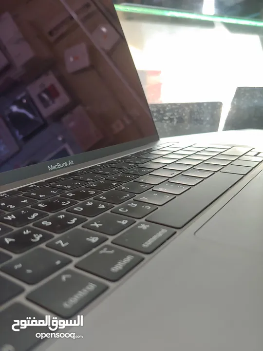 MacBook Air 2019 i5 8GB Ram 128GB SSD لابتوب ابل