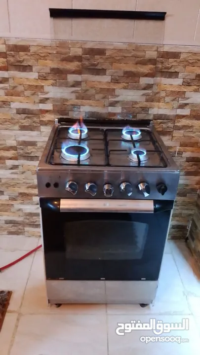 فرن غاز مستعمل بحاله جيده شغال 100% للبيع