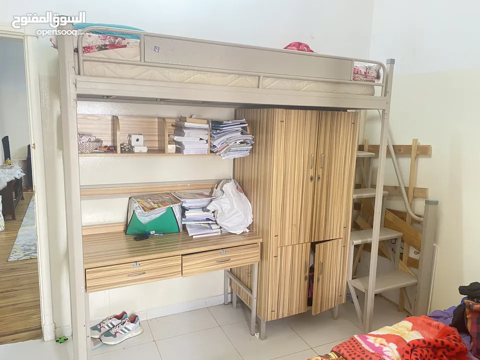 أثاث مستعمل للبيع بشكل عاجل وبسعر مغري   Used furniture for sale urgently at a cheap price