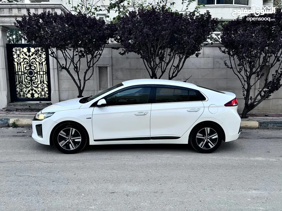 هونداي ايونيك