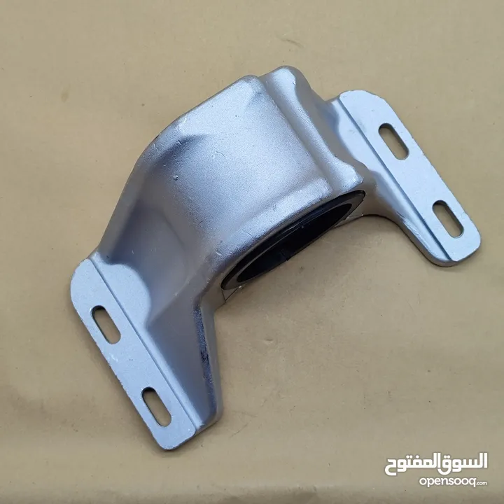 قطع غيار مرسيدس كل انواعه وكاله و الماني و تايوان جديد ومستعمل من(( الإمارات وعمان)) الى(( قطر ))