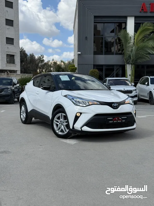 تويوتا C-HR ترخيص 2022 محرك 1800 هايبرد