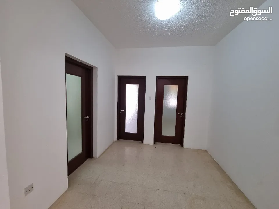 2 BR Aparment in Shatti right at the beach with Shared Pool