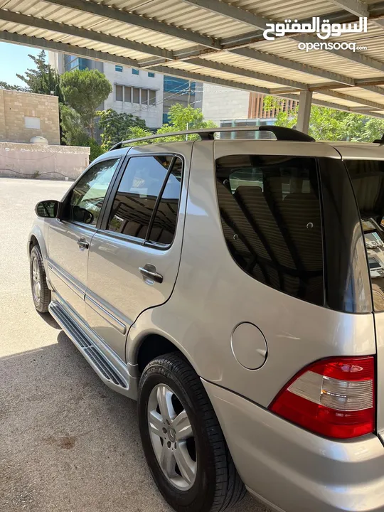 مرسيدس ML 350 موديل 2005 – بحالة ممتازة وعداد 172000 كم فقط ولم تُستخدم كثيرًا