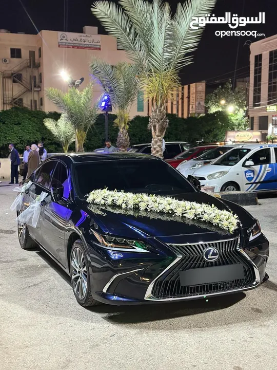 لكزس ES300 2019 ألترا فل كامل أعلى صنف لون كحلي غامق مميز للبيع