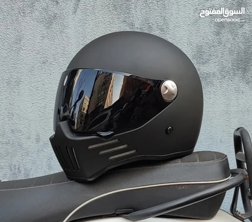 خوذ مصنفه عالميه لسباق السيارات والدراجات helmet