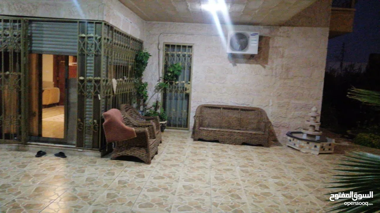 شقة مميزة للبيع في تلاع العلي 240 متر داخلي 160 متر خارجي