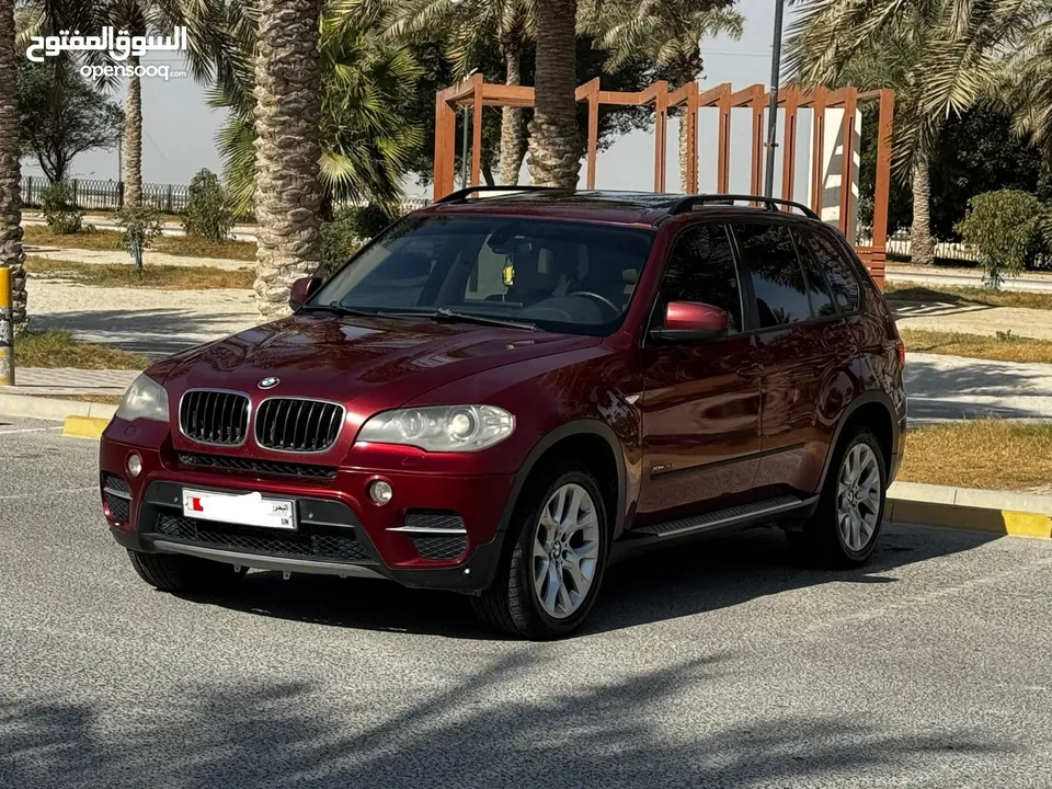 BMW X5 / 2012 (Red)