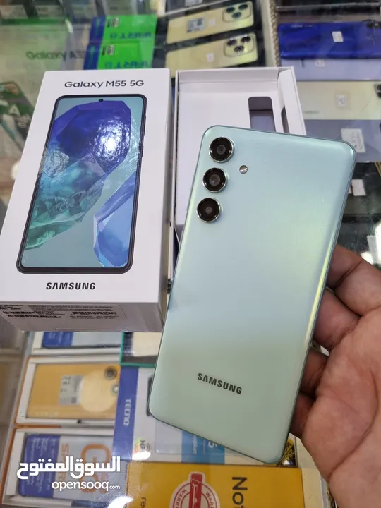 مستعمل ايام Samsung M55 5G رام 16 جيجا 256 أغراضة والكرتونه الأصلية متوفر توصيل