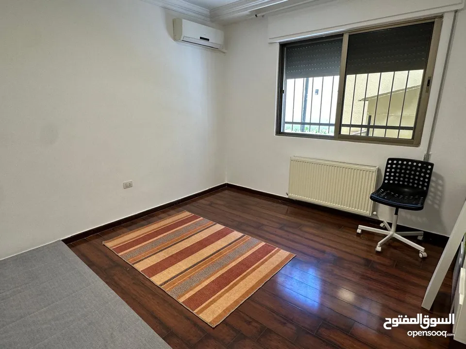 شقة شبه مفروشة للايجار في دير غبار ( Property 38492 )-174965230