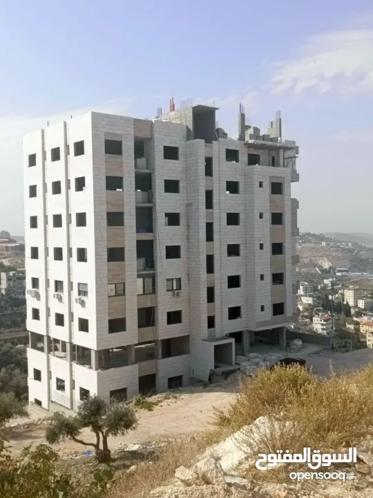 شقق عظم بيت وزن ارضي وسادس