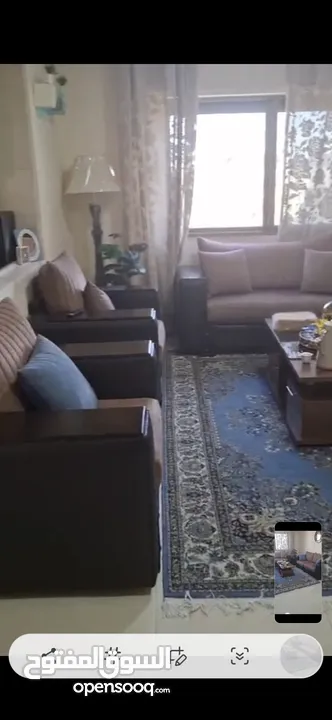 طقم كنب للبيع بسعر ممتاز