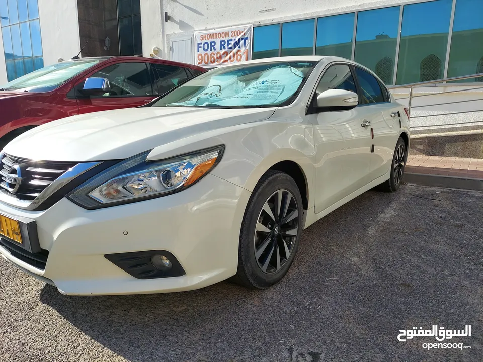 Nissan Altima 2.5 SL WITH SUNROOF Model 2018