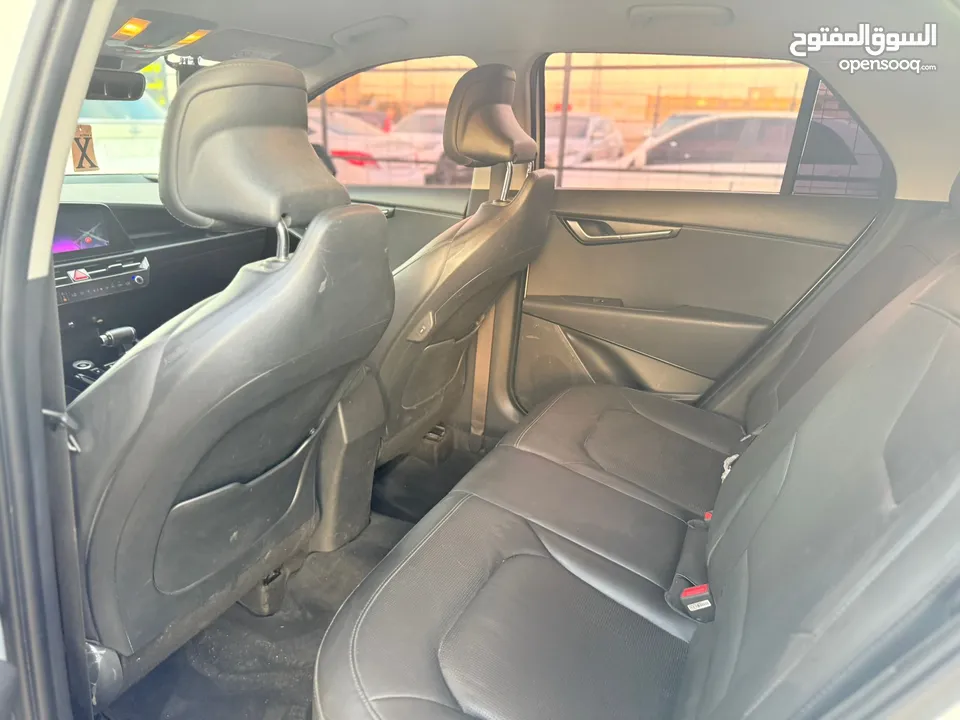 كيا نيرو ترخيص 2022 عداد قليل اصل برايفت