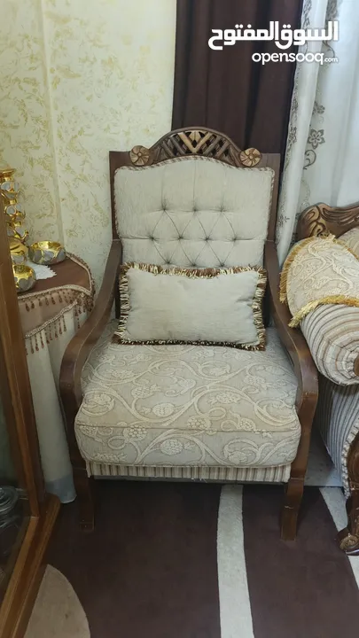 كنب للبيع في الزرقاء