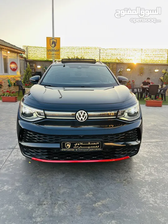 ‏Volkswagen ID6 black edition