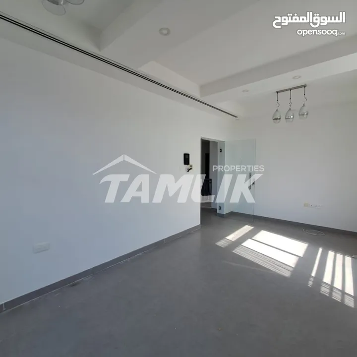 Luxury Standalone Villa for Rent in Shatti Al Qurum  REF 899YB