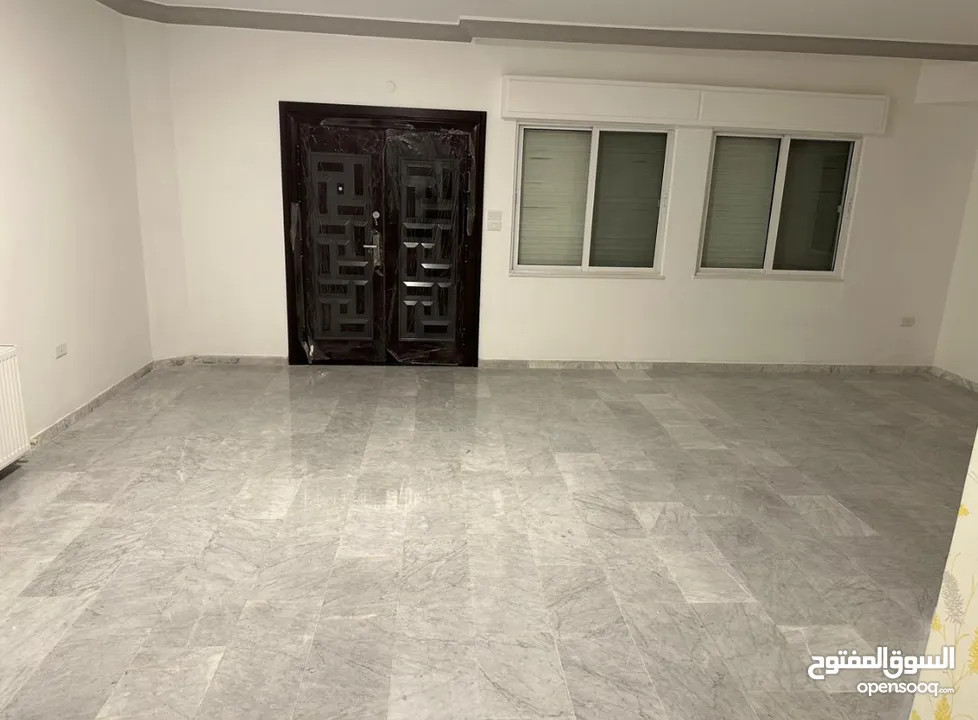 شقة أرضية فارغة في عبدون الشمالي 170 متر مع حديقة و كراج  Unfurnished apartment, Abdoun