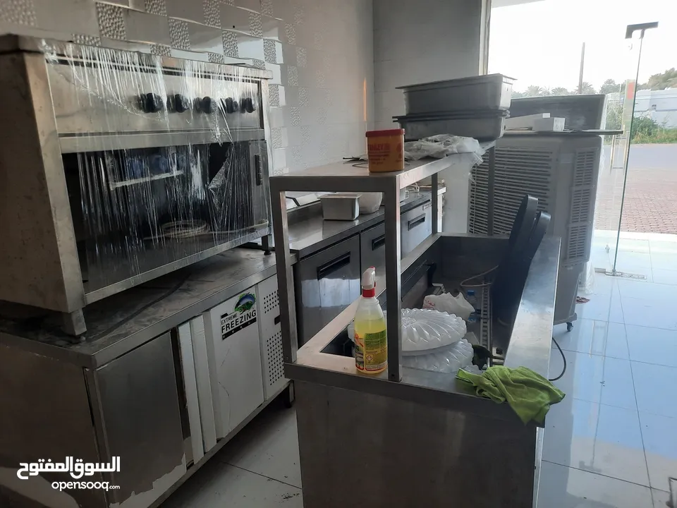 البيع ادوات المطاعم او المقاهي مستعمل أو جديدة  Rasturant equipment for sale used and new