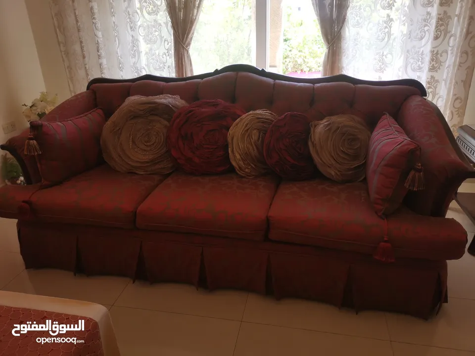 غرفة سفرة خشب زان و غرفة ضيوف