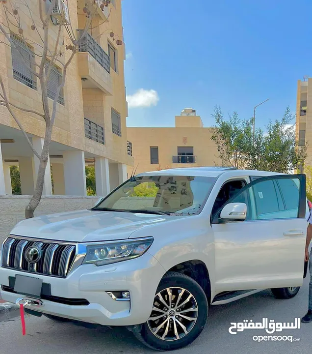 تويوتا لاند كروزر