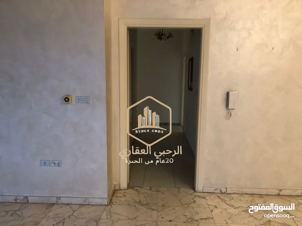 شقة / للايجار / 3نوم / ديرغبار