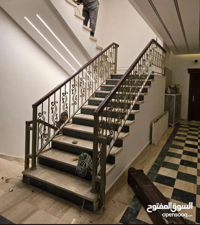 نشتري نشتري جميع انواع المطابخ المنيوم والبلوط نئتيك أينما كنتم