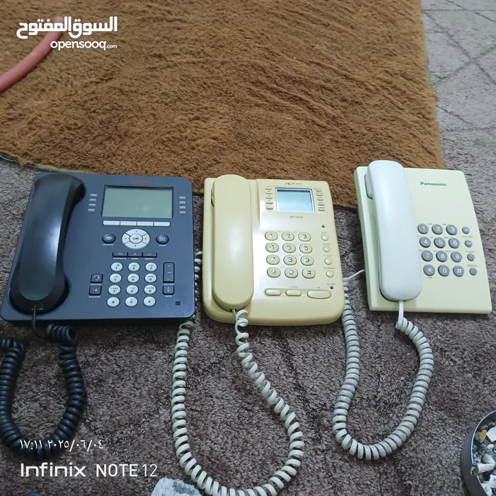 أغراض للبيع أو البدل على حوض سمك