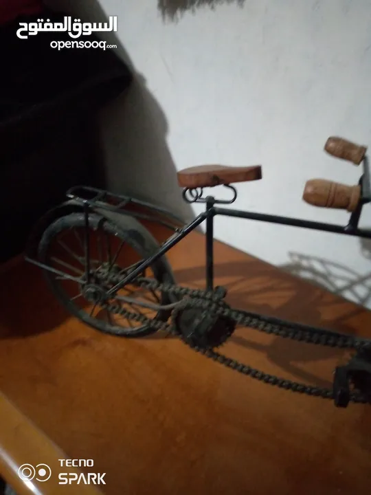 مجسم دراجة هوائية اروبى للديكور حجم صغير