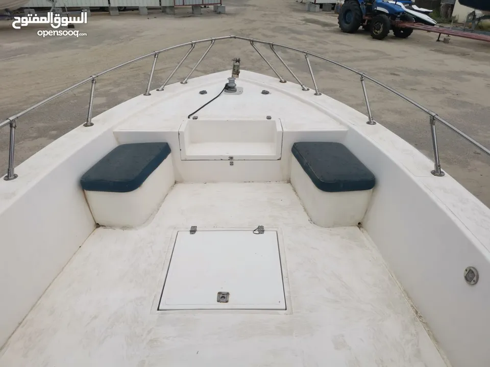 قارب 31 قدم للبيع  ‏Marina boat 34 CC 2007