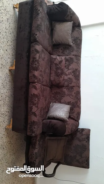طقم كنب 9مقاعد غساله حوضين 12كيلو