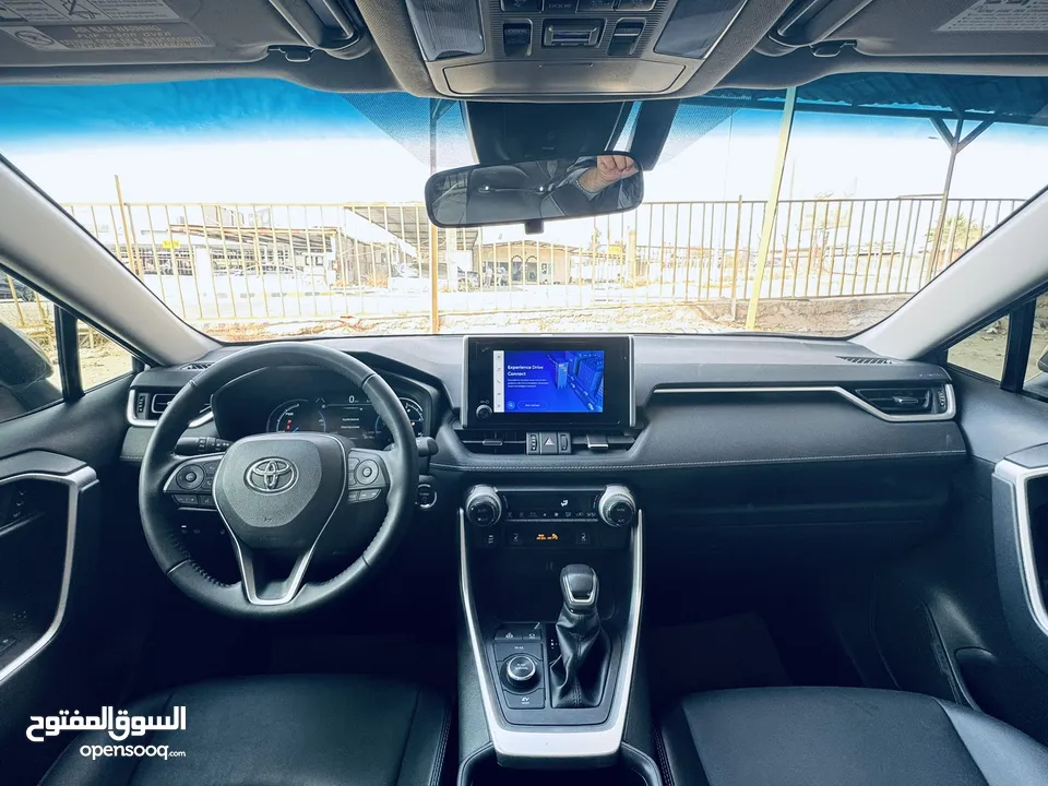تويوتا راف فور ((2024)) XLE بريميوم، فل كامل، فحص كامل، فورويل، بطارية ليثيوم، حرة، بحالة الوكالة..