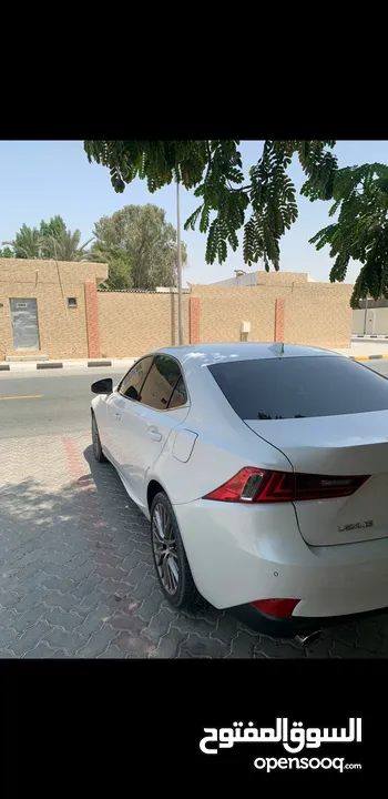 Lexus Is 250 gcc specs