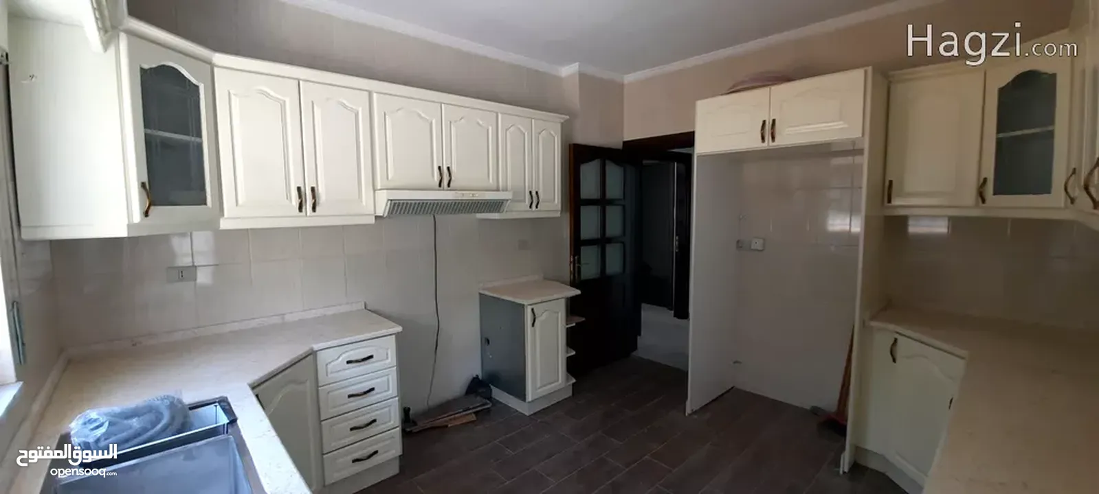 شقة غير مفروشة للإيجار 350م2 ( Property 12604 ) سنوي فقط