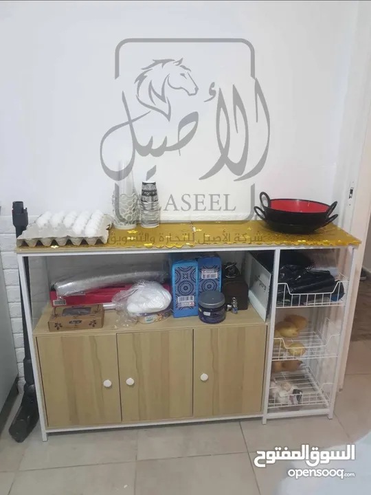 خزانة و حامل للميكروويف مع سلات متوفرة بلونين : بني  بيج