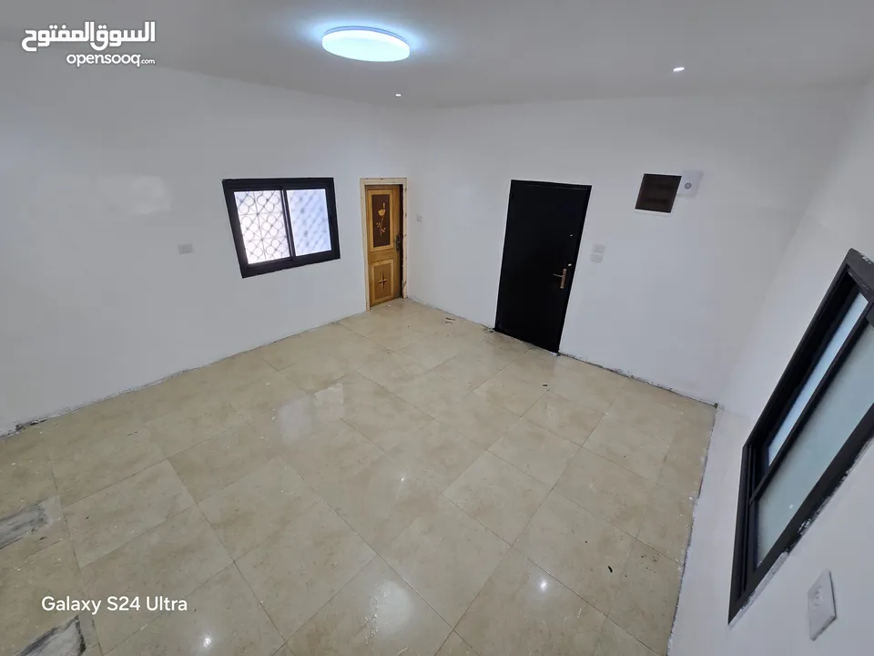 شقه 80 متر  للايجار شهري 750 شيكل